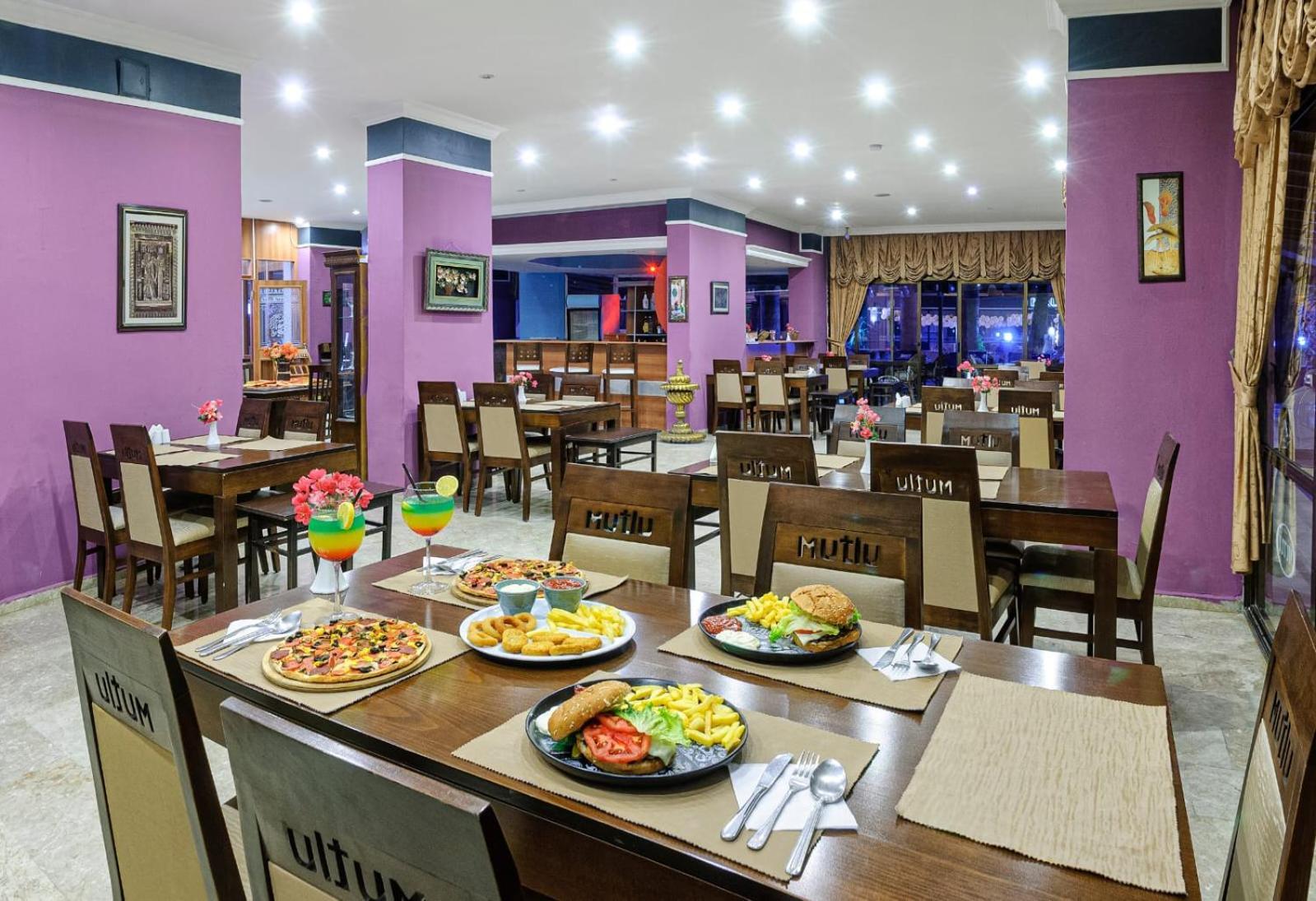 Mutlu Hotel Дидим Екстериор снимка